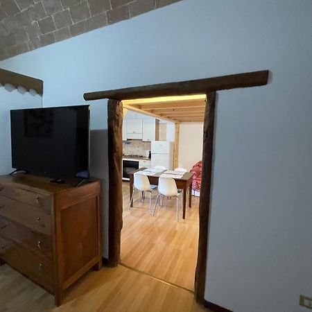 Piazzetta Del Forno Grazioso Bilocale Ad أسيرغي المظهر الخارجي الصورة
